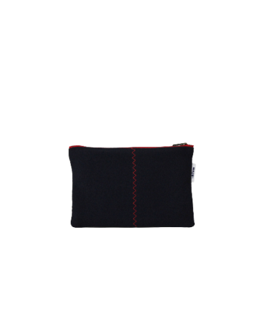 Face arrière trousse plate 18 cm bleue avec zig zag rouge en housse de siège Air France