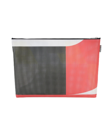 Vue face arrière noire, rouge et blanche d'une trousse A4 à soufflet en bâche de la Techno Parade 20 ans