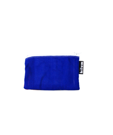 Vue face arrière toute bleue de ce porte monnaie en tissu de drapeau français