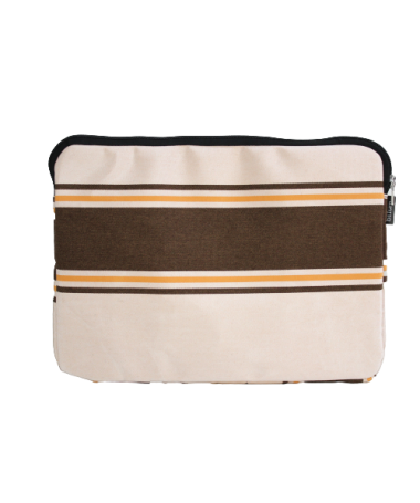 Face arrière housse 13.3" en toile de store beige avec rayures horizontales  marron et jaune