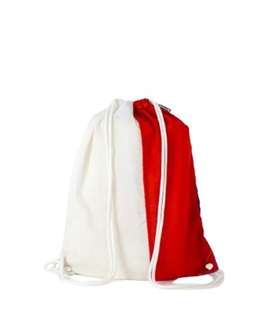 Sac cordon tricolore réalisé à partir d'un tissu de drapeau français upcyclé.