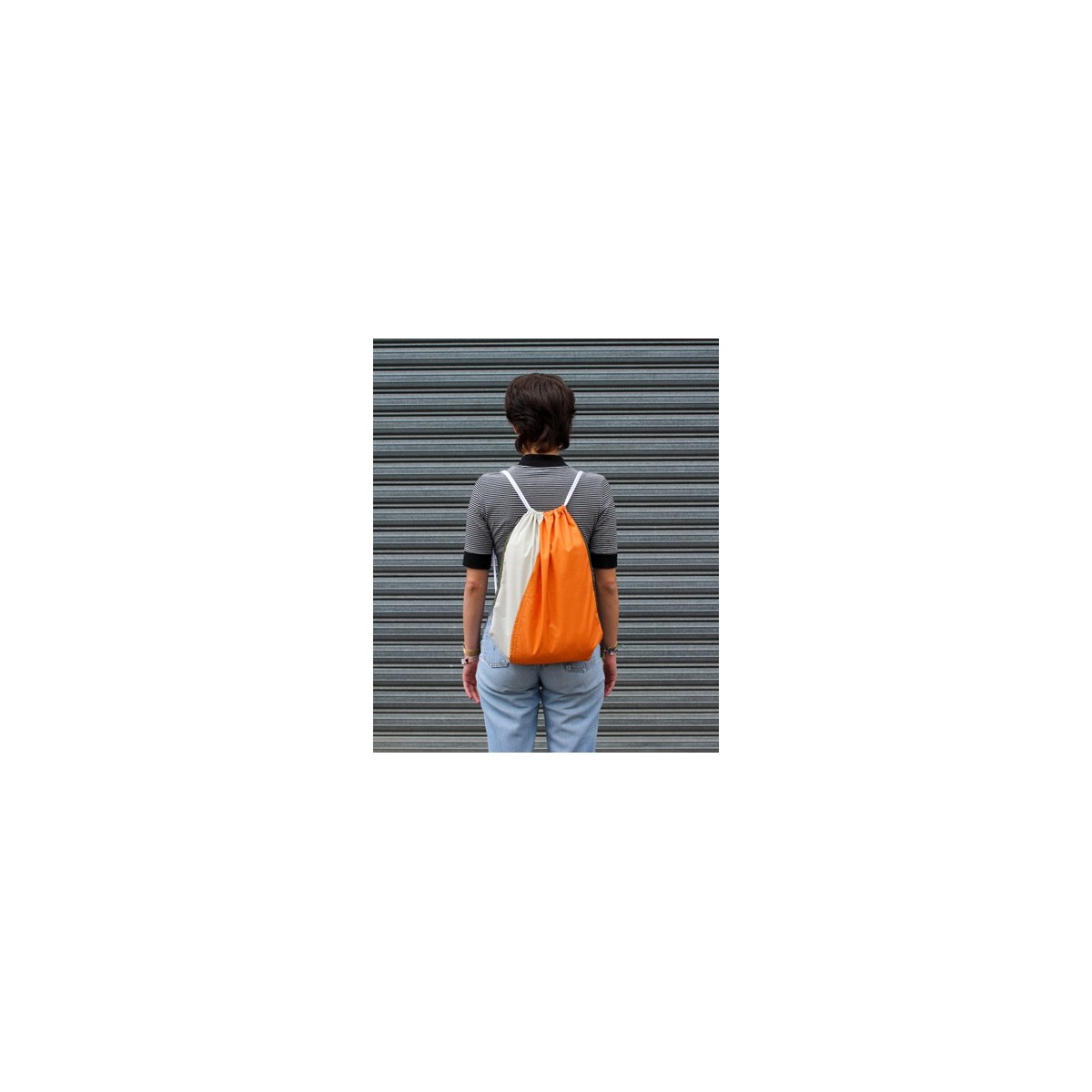 Drawstring bag balloon