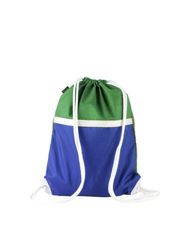 Sac cordon confectionné à partir d'une toile de montgolfière upcyclée.