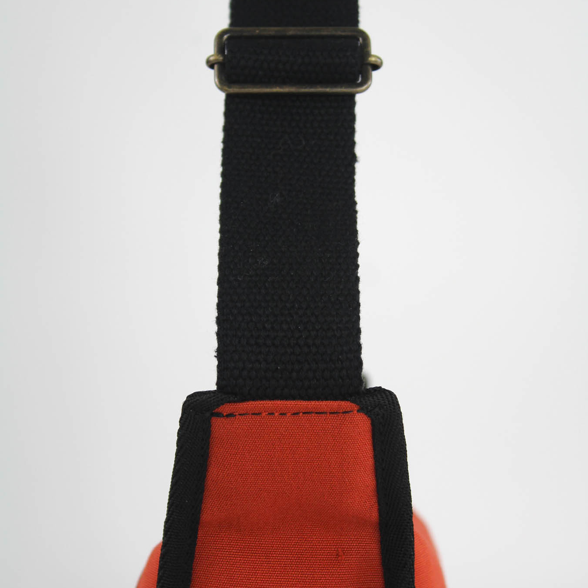 recycled belly bag | Minot | upcycling | bilum