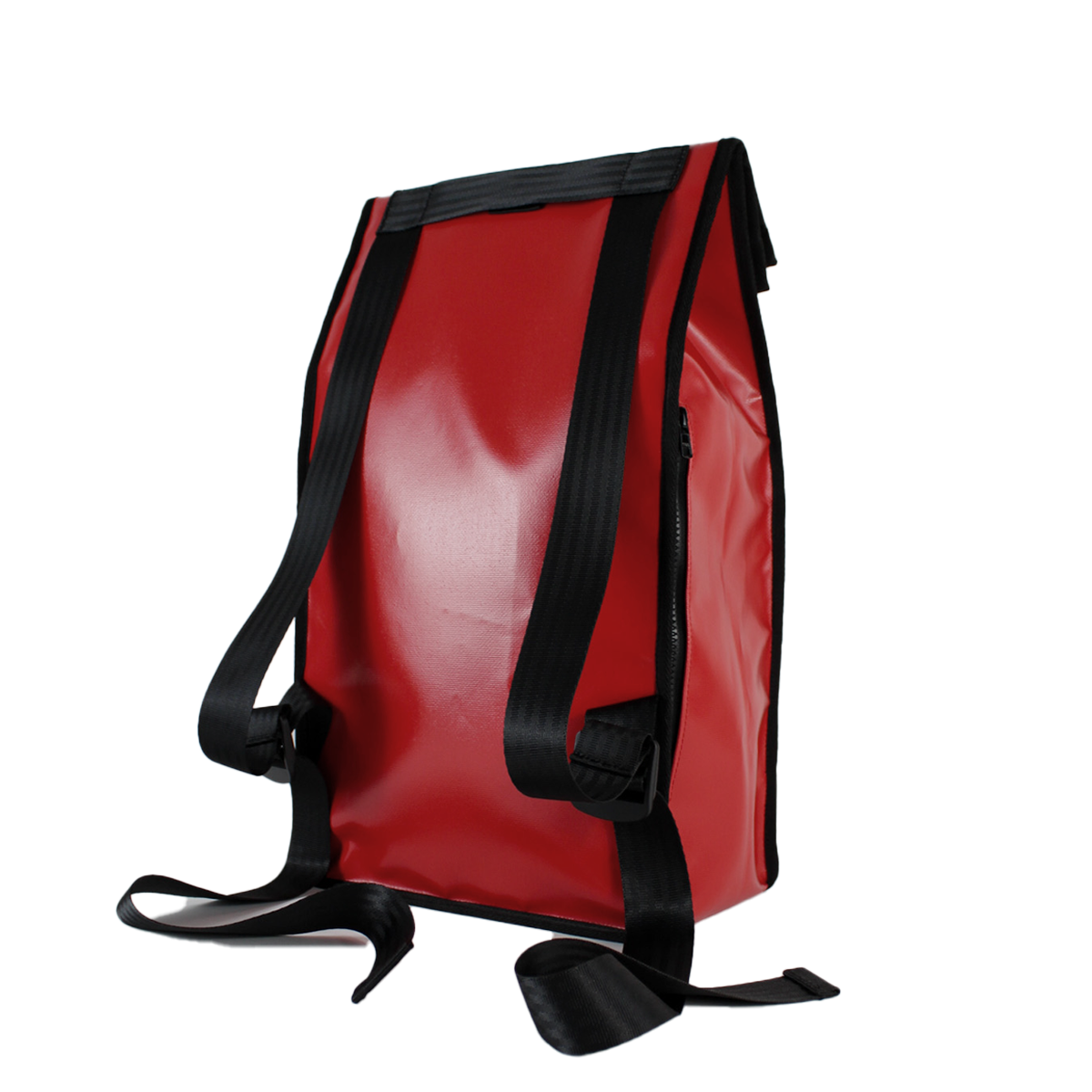 Sac à dos bâche|Vue de dos du sac à dos. Sac à dos upcyclé couleur rouge.