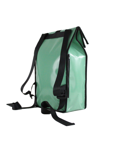 %product-name%%separator%Vue de dos du sac à dos. Sac à dos upcyclé couleur vert d'eau.