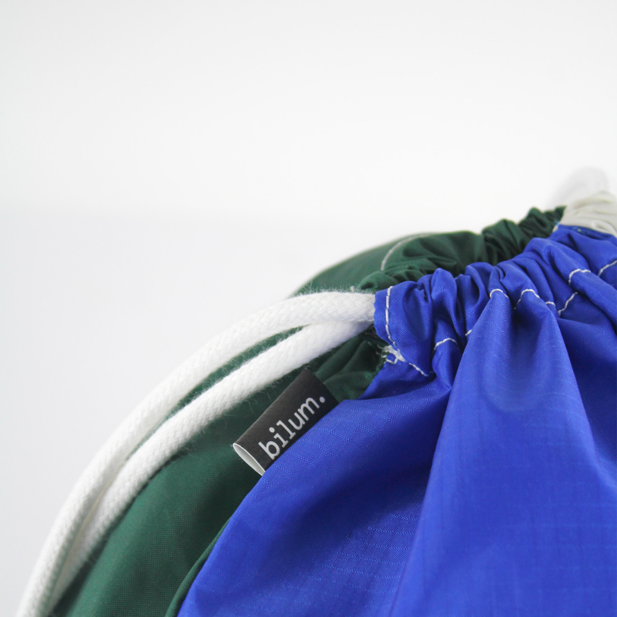 Drawstring bag balloon