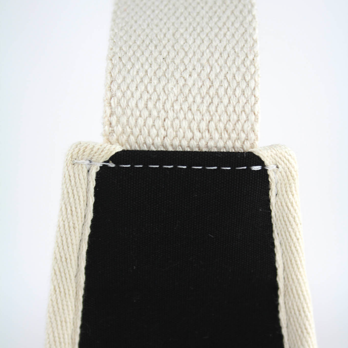 recycled belly bag | Minot | upcycling | bilum